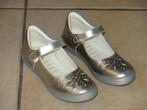 Zilverkleurige schoenen, maat 33, NIEUW, Neuf, Enlèvement, Chaussures, Fille