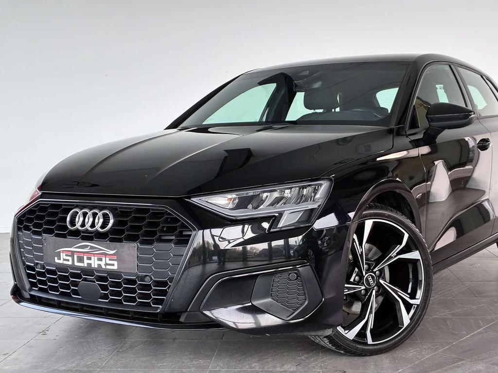 Audi A3 Sportback 2.0TDi SPORT-1ERPRO-LED-COCKPIT-CARPLAY-CU, Auto's, Gebruikt, 4 cilinders, 116 pk, Zwart