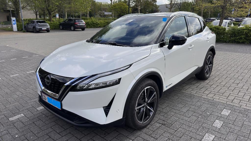 NISSAN Qashqai 2023 TEKNA e-POVER WHITE & BLACK Cold Pack, Autos, Entretenue par le concessionnaire, Noir, 5 portes, 5 places