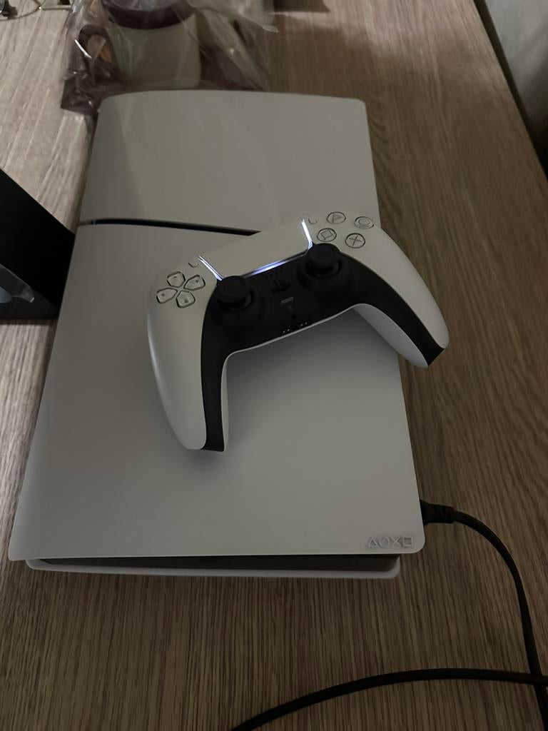 ps 5 slim digital met controller, Games en Spelcomputers, Spelcomputers | Sony PlayStation 5, Ophalen, Zo goed als nieuw, Playstation 5 Digital