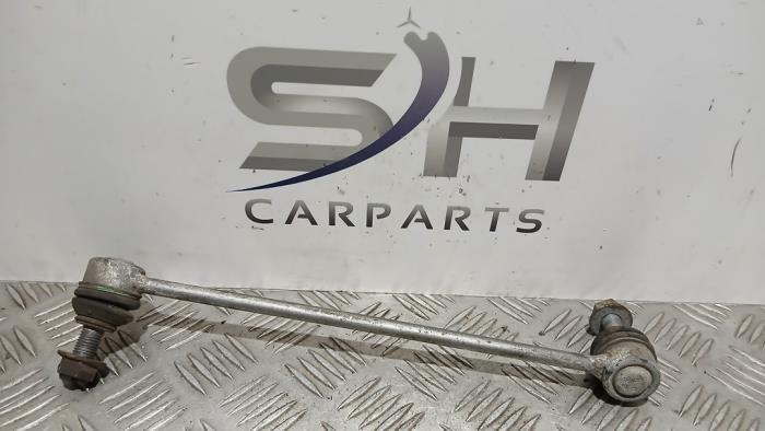 Guide barre stabilisatrice d'un Mercedes Vito, Autos : Pièces & Accessoires, Suspension & Châssis, Mercedes-Benz, Utilisé, 3 mois de garantie