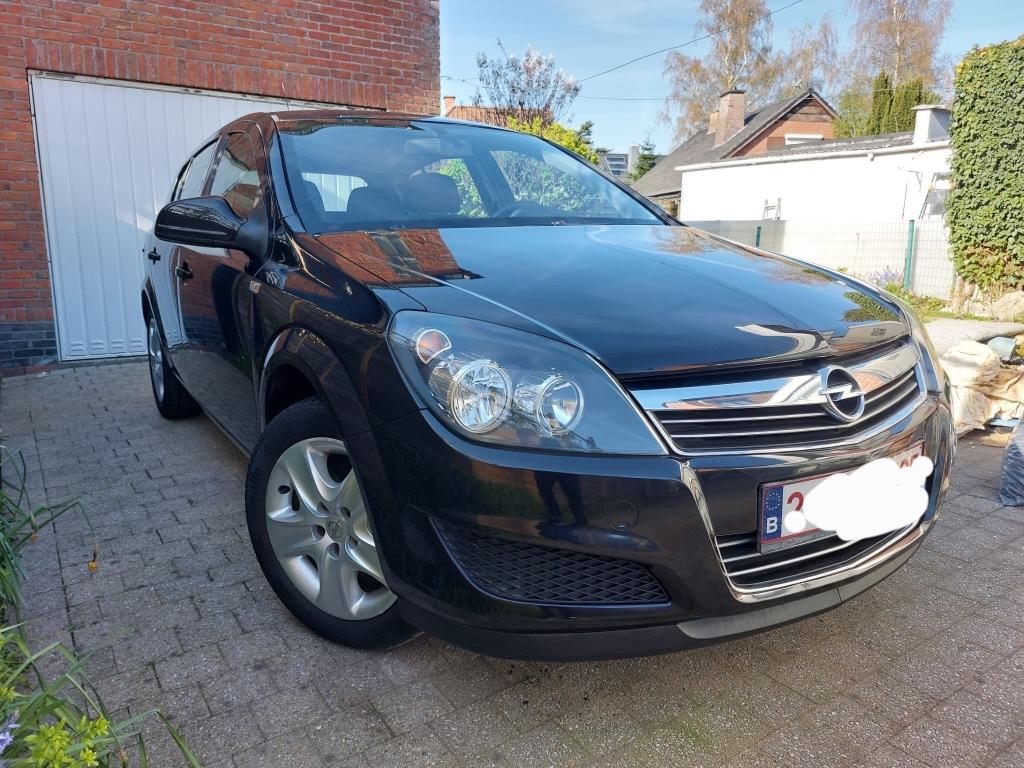 Opel Astra H/2011/1.6/Euro 5/Benzine, Auto's, Voorwielaandrijving, Euro 5, Stof, 4 cilinders