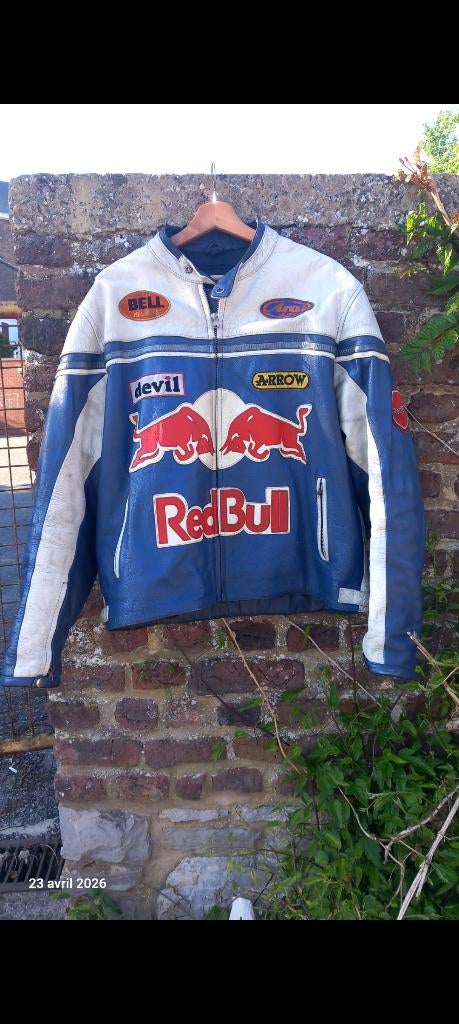 Veste moto cuir redbull collection, Seconde main, Redbull, Manteau | cuir, Enlèvement
