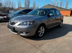 MAZDA 3 SEDAN 1.6 BENZINE VAN 2006 MET 90DKM AUTOMAT, Auto's, 4 deurs, Zwart, Parkeersensor, Bedrijf