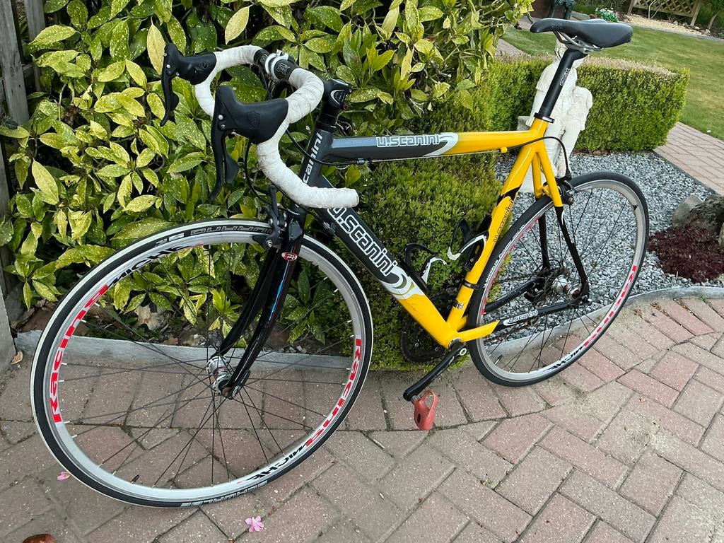 Koersfiets, Fietsen en Brommers, Ophalen, Zo goed als nieuw