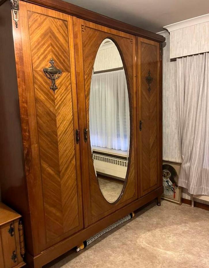 Antieke kleerkast, Huis en Inrichting, Kasten | Kleerkasten, Gebruikt, 200 cm of meer, 200 cm of meer, 50 tot 75 cm, Met deur(en)