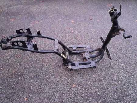 ZOEKT - kader mbk booster oud of nieuw model!, Motoren, Onderdelen | Yamaha, Ophalen