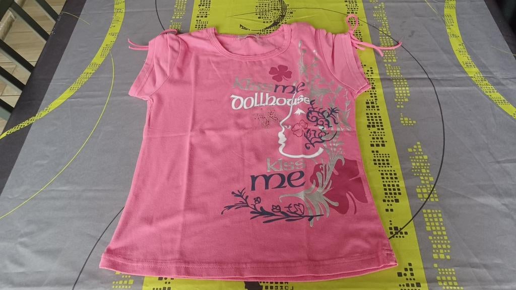 Fleurig t-shirtje, Kinderen en Baby's, Kinderkleding | Maat 140, Ophalen, Meisje, Zo goed als nieuw, Shirt of Longsleeve