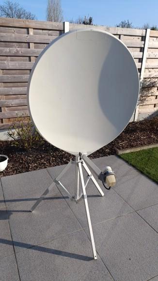 Volautomatische satellietschotel Travel Vision R6, Caravans en Kamperen, Kampeeraccessoires, Zo goed als nieuw, Ophalen