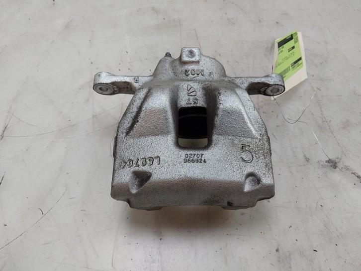 ETRIER DE FREIN AVANT DROIT Toyota Yaris Cross (PB1 / PJ1), Autos : Pièces & Accessoires, Freins & Transmission, Toyota, Utilisé