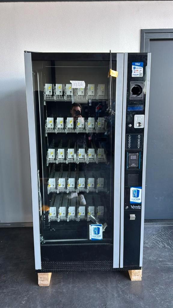 Vendo G-Drink 6 | Drankautomaat | Vendingmachine, Collections, Machines | Autre, Comme neuf, Enlèvement