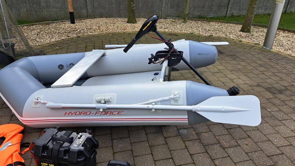 Rubberboot 2.40 met minn kota 34lbs, Ophalen