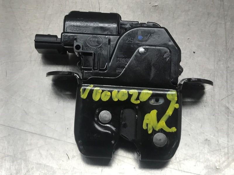 SLOTVANGER ACHTERKLEP Nissan Micra (K14) (|905039428R|), Auto-onderdelen, Gebruikt, Nissan