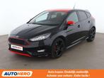 Ford Focus 1.0 EcoBoost Red&Black Edition (bj 2016), Auto's, Stof, Gebruikt, Zwart, 5 deurs