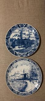 BLEU DE DELFT : 2 très belles assiettes (40 cm)., Antiquités & Art, Enlèvement