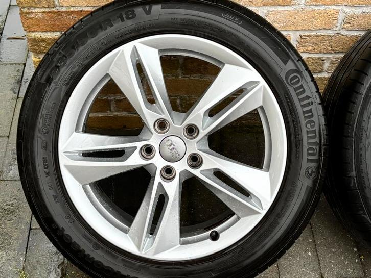 Jantes Audi 18 pouces OEM S-line plus pneu, Autos : Pièces & Accessoires, Pneus & Jantes, Jante(s), Pneus été, 18 pouces, Utilisé