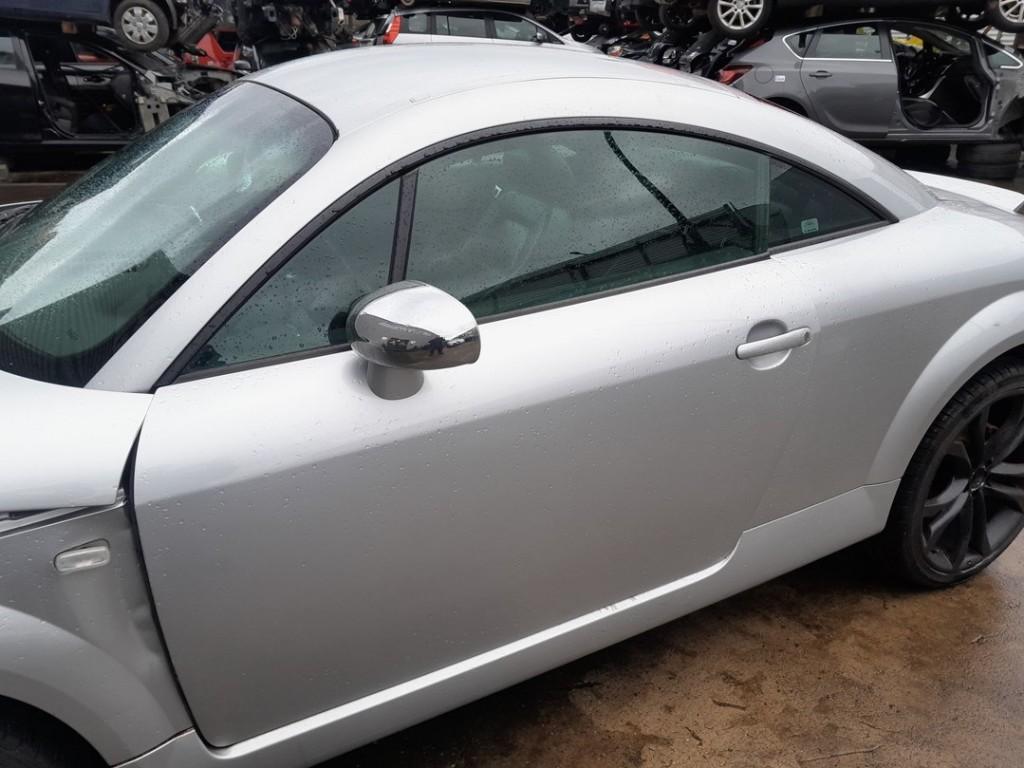 SPIEGEL LINKS Audi TT (8N3) (01-1998/10-2006) (8N0857535A), Auto-onderdelen, Gebruikt, Audi