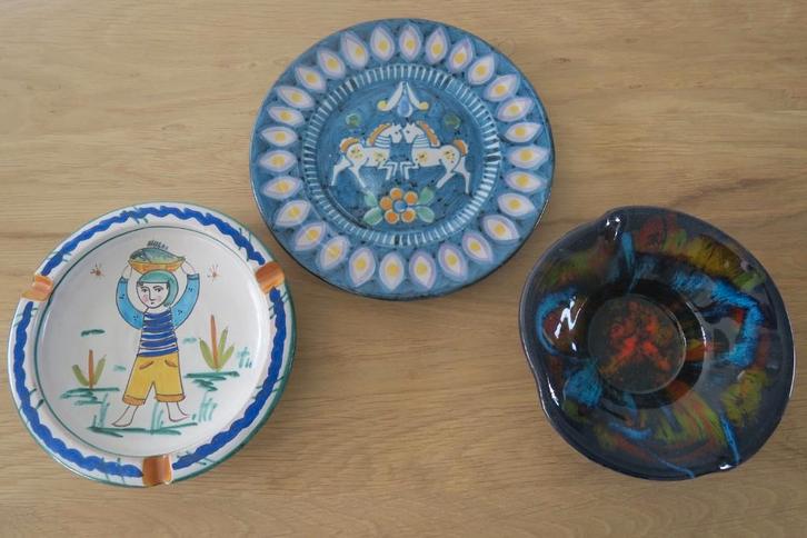 3 bibelots en céramique italienne Vietri et Albisola, Antiquités & Art, Antiquités | Céramique & Poterie, Enlèvement ou Envoi