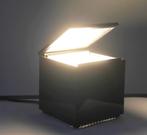Cini & Nils - Cuboluce - lampe dans une boîte., Maison & Meubles, Moins de 50 cm, Enlèvement ou Envoi, Retro, space age, mid century, italiaans design