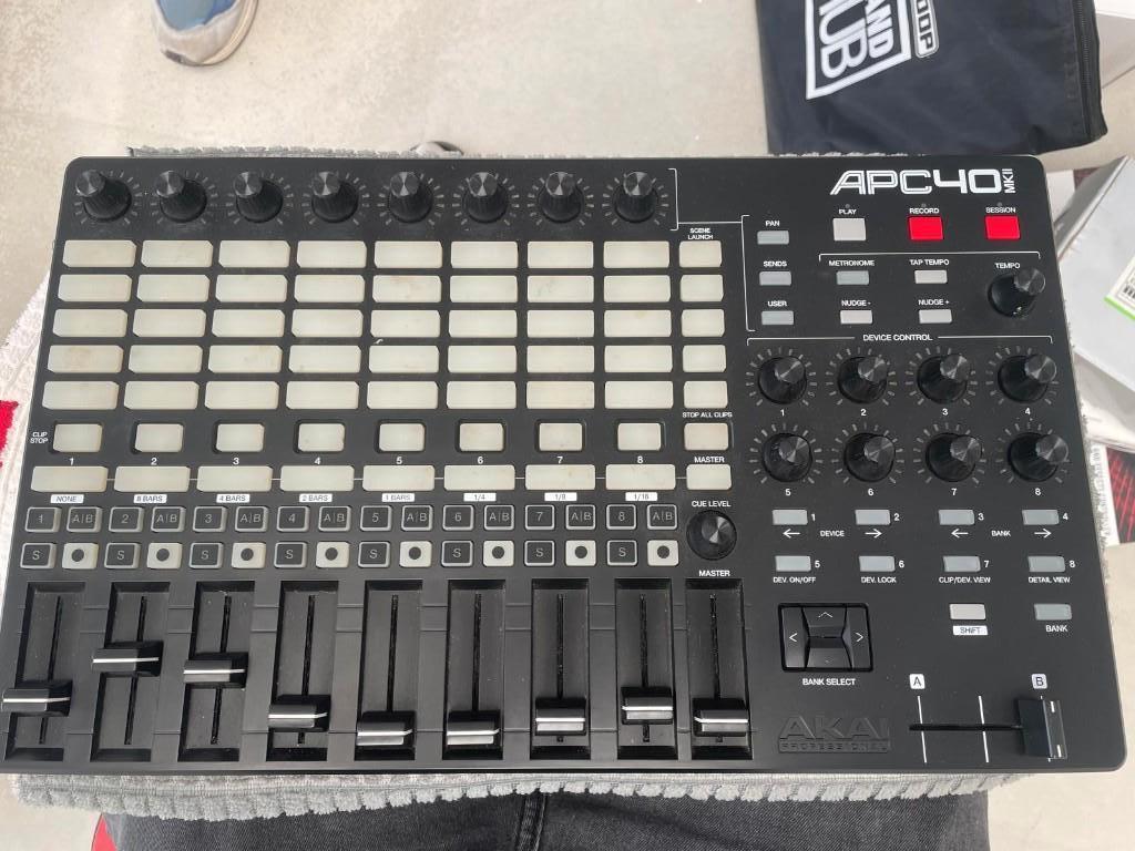 Akai APC40 MKII, Ophalen of Verzenden, Zo goed als nieuw