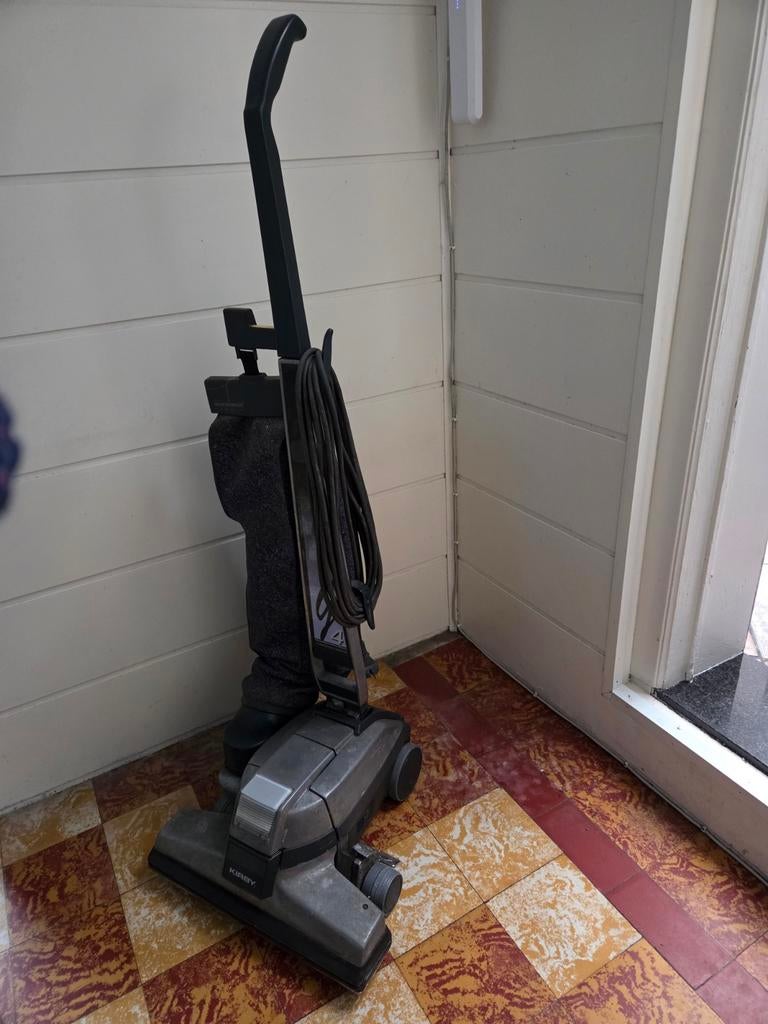 Stofzuiger Kirby, tapijtreiniger en benodigdheden., Elektronische apparatuur, Stofzuigers, Ophalen, Gebruikt, Stofzak, Stofzuiger