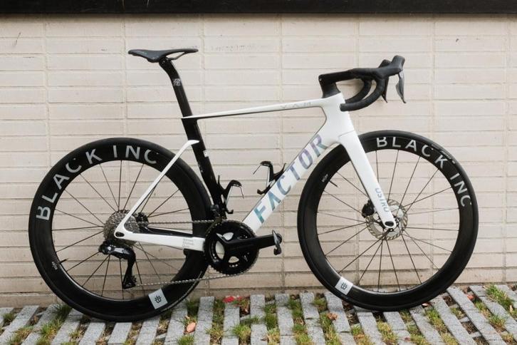 Koersfiets Factor Ostra Vam 2024, Fietsen en Brommers, Fietsen | Racefietsen, Zo goed als nieuw, Heren, Overige merken, Meer dan 20 versnellingen
