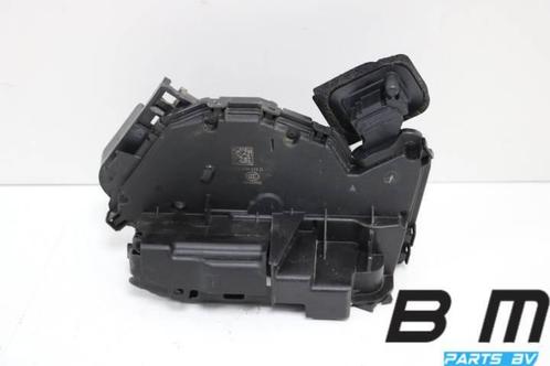 Portierslot linksachter VW Passat B8 5TA839015D, Auto-onderdelen, Interieur en Bekleding, Gebruikt