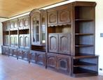 Wandkast met eikenfronten., Huis en Inrichting, Kasten | Wandmeubels, Ophalen, 200 cm of meer, 300 cm of meer, Metaal