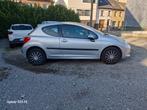 Peugeot 207 1.4i essence, Argent ou Gris, Achat, Berline, Particulier