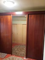 Kleerkast donker houten groot model 3 schuifdeuren, Ophalen