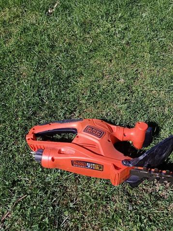 Taille haie Black et Decker beschikbaar voor biedingen
