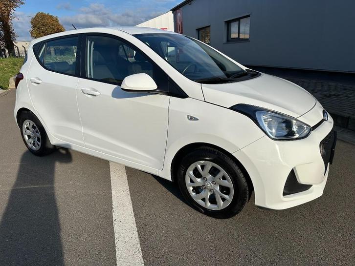 HYUNDAI i10  - 14.000Km  -  NIEUWSTAAT -  AIR-CO  - 1 EIGENA, Auto's, Hyundai, Particulier, i10, ABS, Airbags, Airconditioning