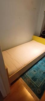 Bed met matras erbij, Ophalen of Verzenden, Zo goed als nieuw