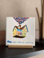Handbeschilderd tegeltje“op een nieuwe woning” Disney UP, Ophalen of Verzenden, Nieuw