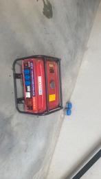 Generator  220v/380, Doe-het-zelf en Bouw, Ophalen of Verzenden