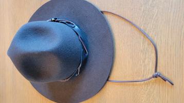 chapeau de scout traditionnel T56 acheté chez Seeone  beschikbaar voor biedingen