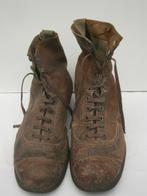 2 schoenen, Verzamelen, Militaria | Algemeen, Ophalen of Verzenden, Landmacht, Kleding of Schoenen
