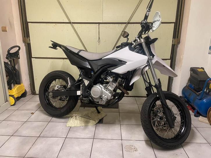 Yamaha WR125X, Motoren, Motoren | Yamaha, Particulier, SuperMoto, 11 kW of minder, 1 cilinder, Minimaal motorrijbewijs A1, Sportuitlaat
