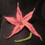 Fleur en feutre faite main : laine d'alpaga, soie (14), Feutre de laine, Décoration, Envoi, Neuf