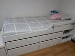 2 bedden 9x200 IKEA, Ophalen, Zo goed als nieuw