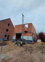 Bouwlift te huur inclusief levering , plaatsing en ophaling, Doe-het-zelf en Bouw, Bouwliften, Ophalen, Zo goed als nieuw, Bouwlift