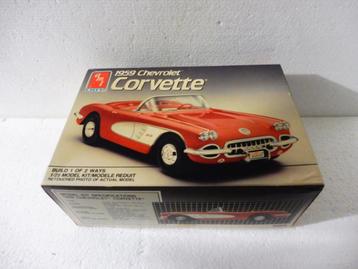 1:25 AMT Ertl 6588 Chevrolet Corvette C1 Cabrio 1959 kit