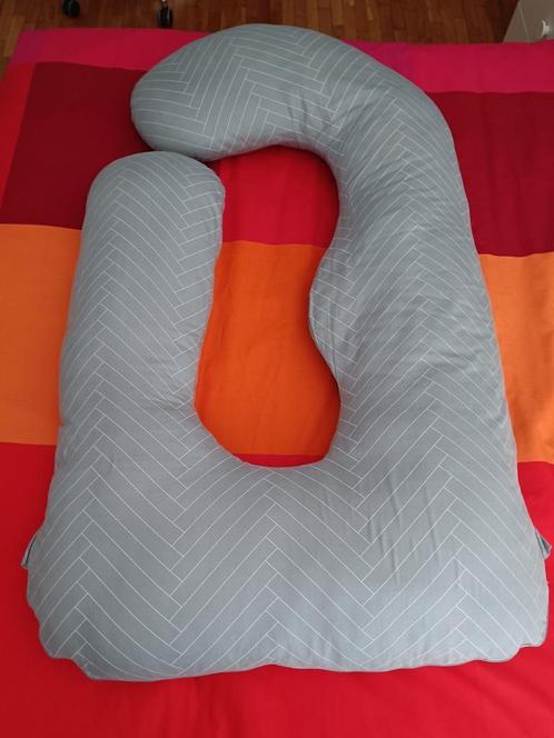 Coussin de grossesse/allaitement - Gris rayé., Kinderen en Baby's, Kinderspulletjes, Zo goed als nieuw, Ophalen of Verzenden