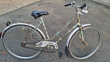 Lelijke goede damesfiets * 1 speed NIEUW KETTING + 100% OK beschikbaar voor biedingen