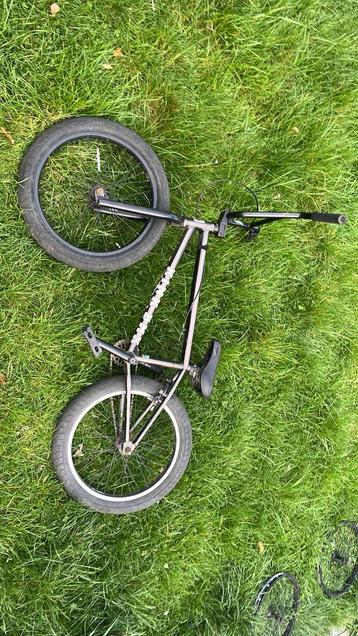 Bmx kink beschikbaar voor biedingen