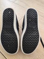 Sneakers van Ethnies. 385, Ophalen, Gebruikt