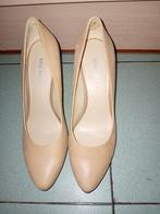 Chaussures femme beige haut talon, Kleding | Dames, Schoenen, Beige, Ophalen of Verzenden, Zo goed als nieuw, Schoenen met hoge hakken