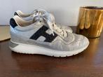 Hogan sneaker zilver 37,5, Kleding | Dames, Schoenen, Ophalen, Overige kleuren, Sneakers, Gedragen