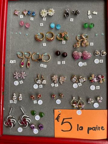 Choix de boucles d’oreilles fantaisie 