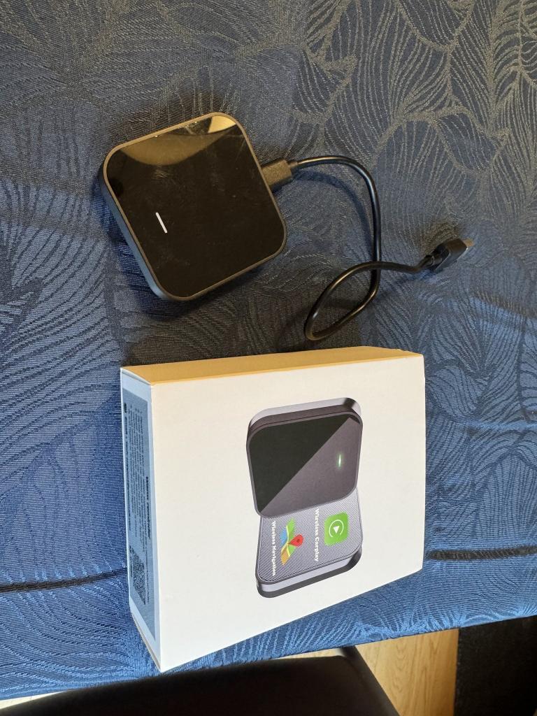 Draadloze Apple Carplay-adapter, Auto diversen, Auto-accessoires, Ophalen of Verzenden, Zo goed als nieuw